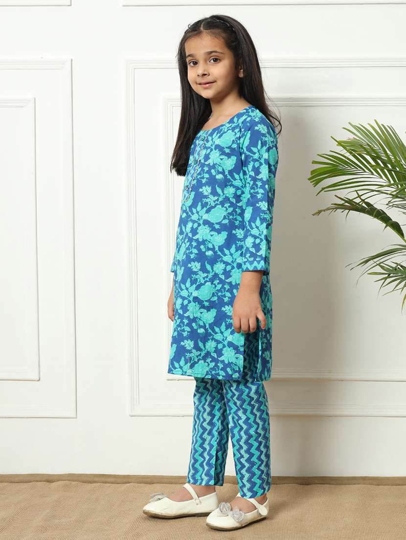 girls printed cotton kurta palazzo suit set - 21254036 - Standard Image - 2