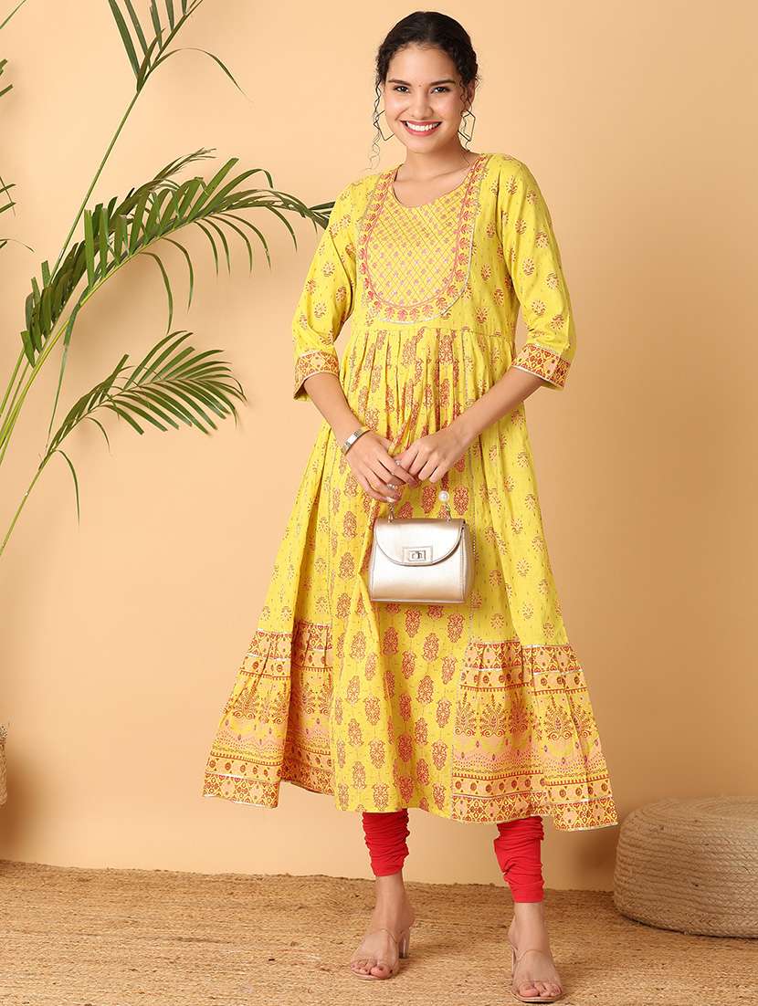 women printed three quarter sleeves anarkali kurta