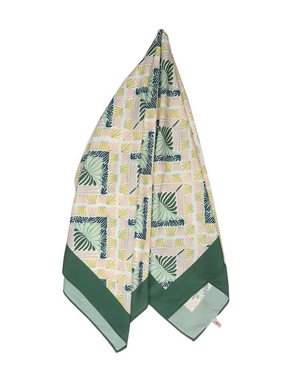 women printed scarf - 21263176 - Standard Image - 2