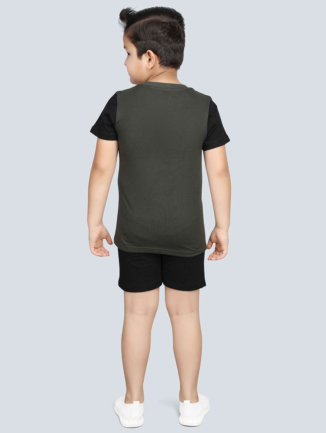 grey cotton t-shirt & shorts set - 21271028 -  Standard Image - 2
