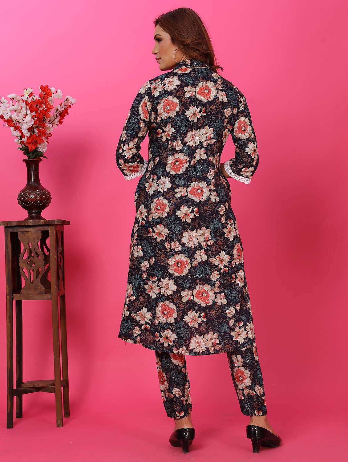 women floral printed kurta pant set - 21275653 -  Standard Image - 2