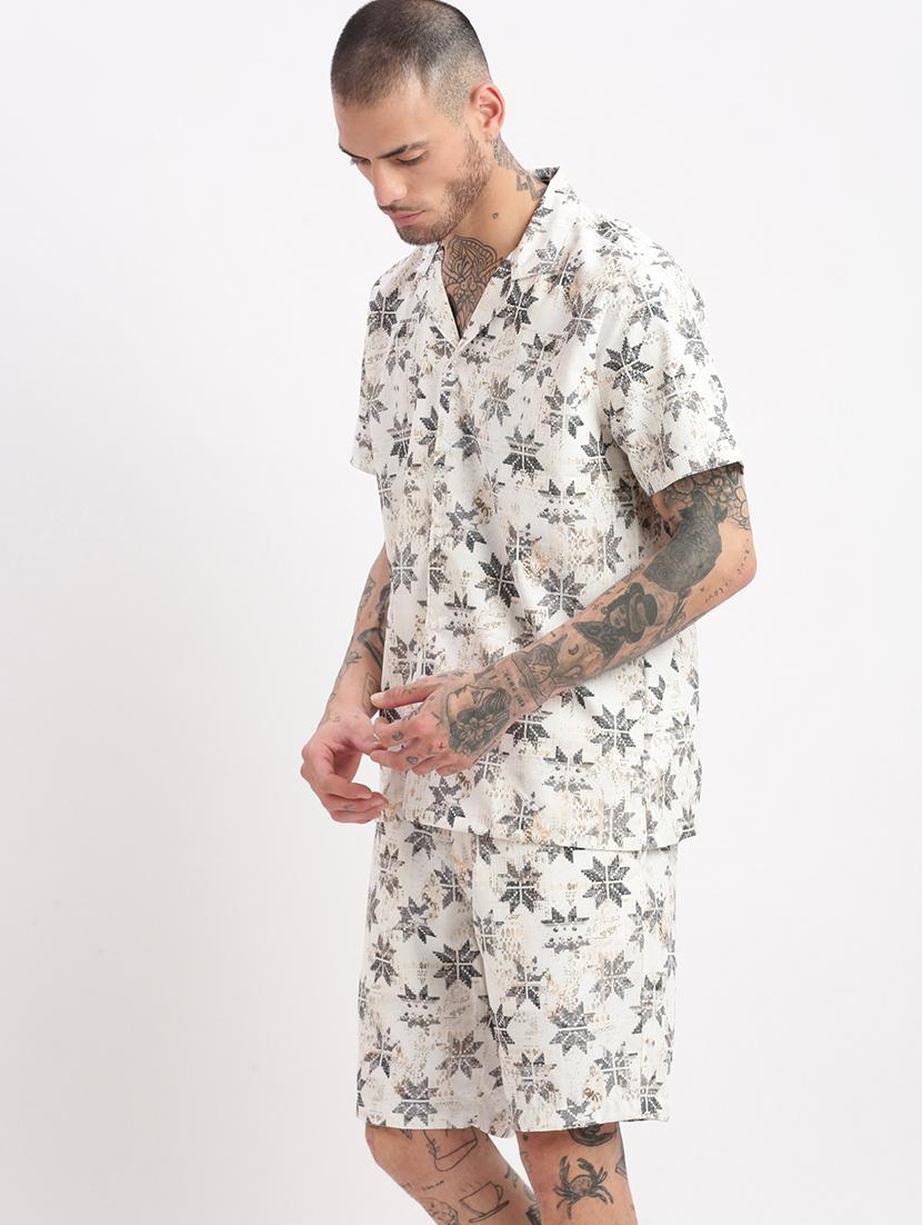 men geometric printed co-ord sets - 21276962 - Standard Image - 2