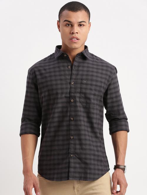 men checkered casual shirt - 21277148 -  Standard Image - 0
