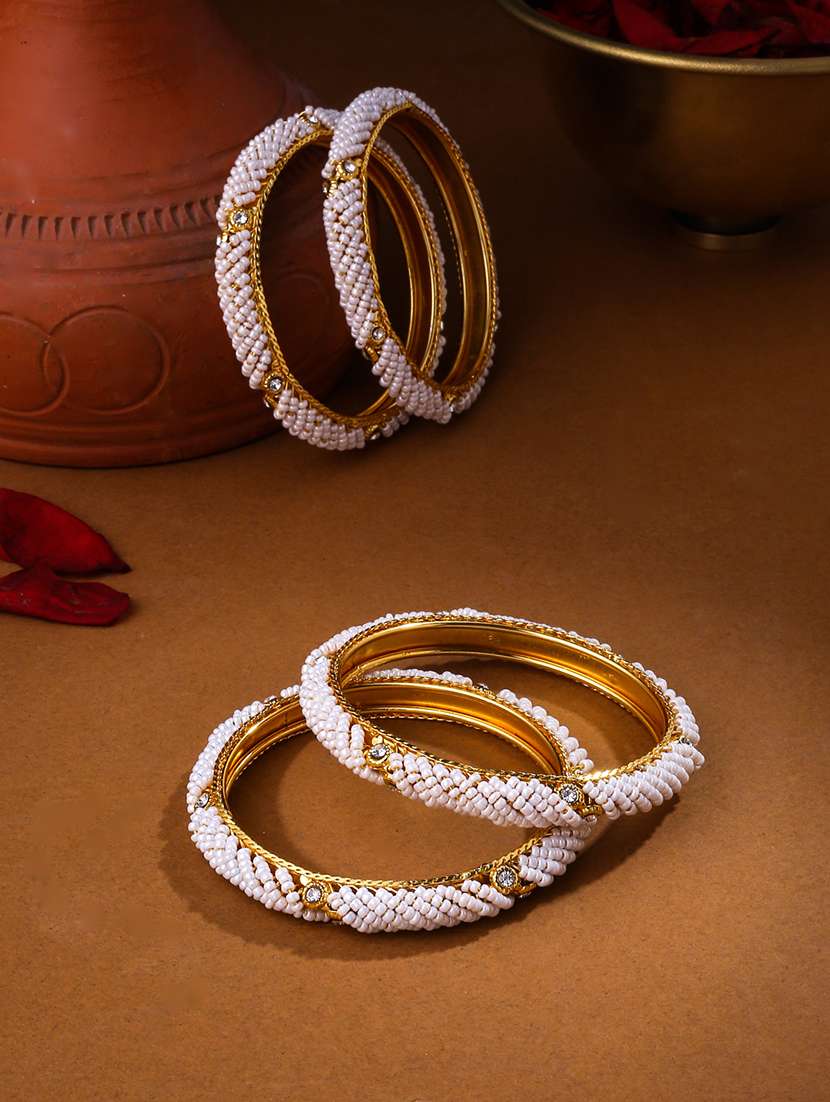 gold alloy bangles