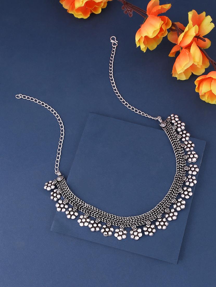 silver brass short necklace - 21279322 - Zoom Image - 0