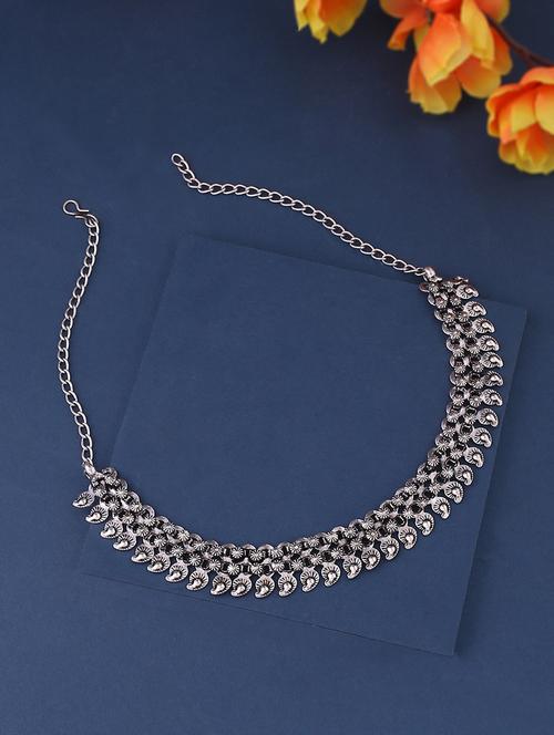 silver brass short necklace - 21279328 - Standard Image - 0