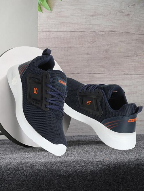 men lace up sports shoes - 21279744 - Standard Image - 0