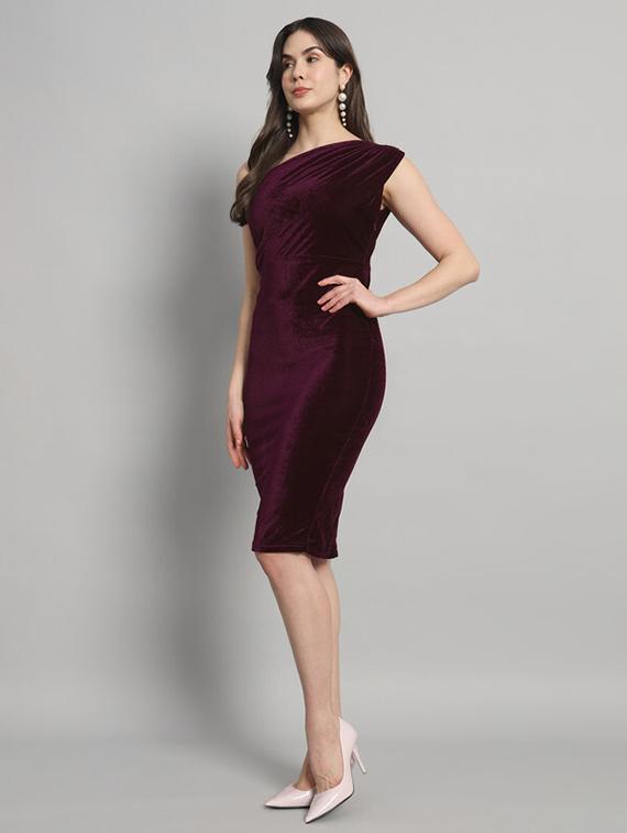 women maroon velvet bodycon dress - 21286132 - Standard Image - 2