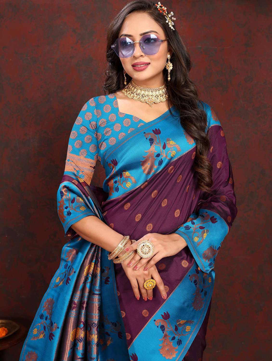 women zari work banarasi saree with blouse - 21286631 - Standard Image - 2