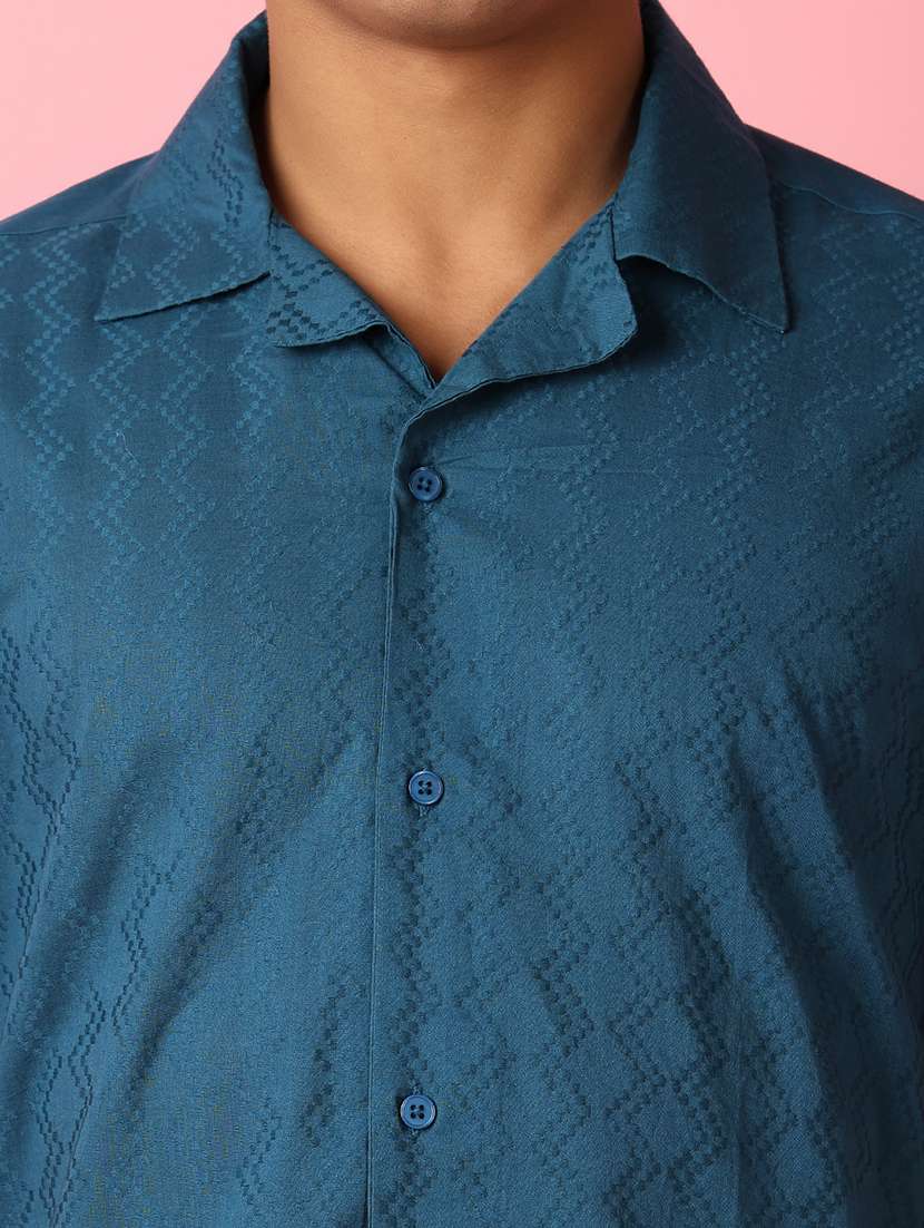 men short sleeves self design casual shirt - 21286928 -  Standard Image - 7