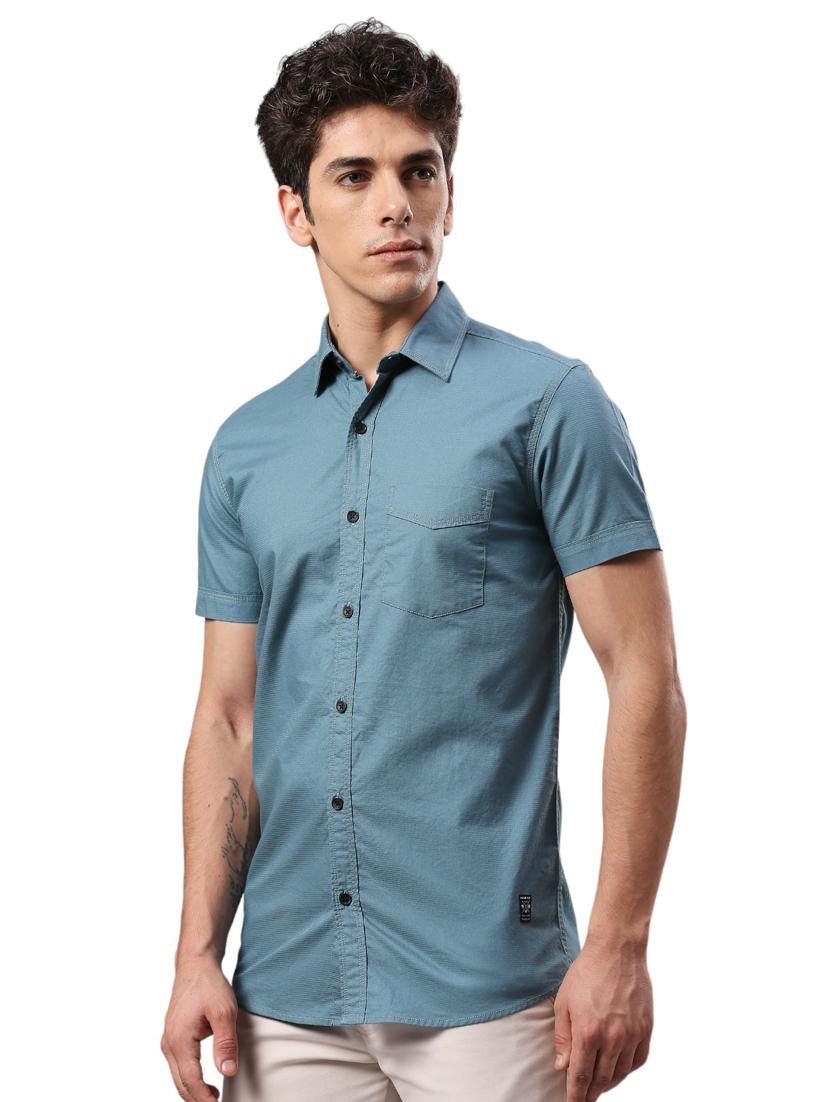 men collared neck short sleeves casual shirt - 21287393 - Standard Image - 2