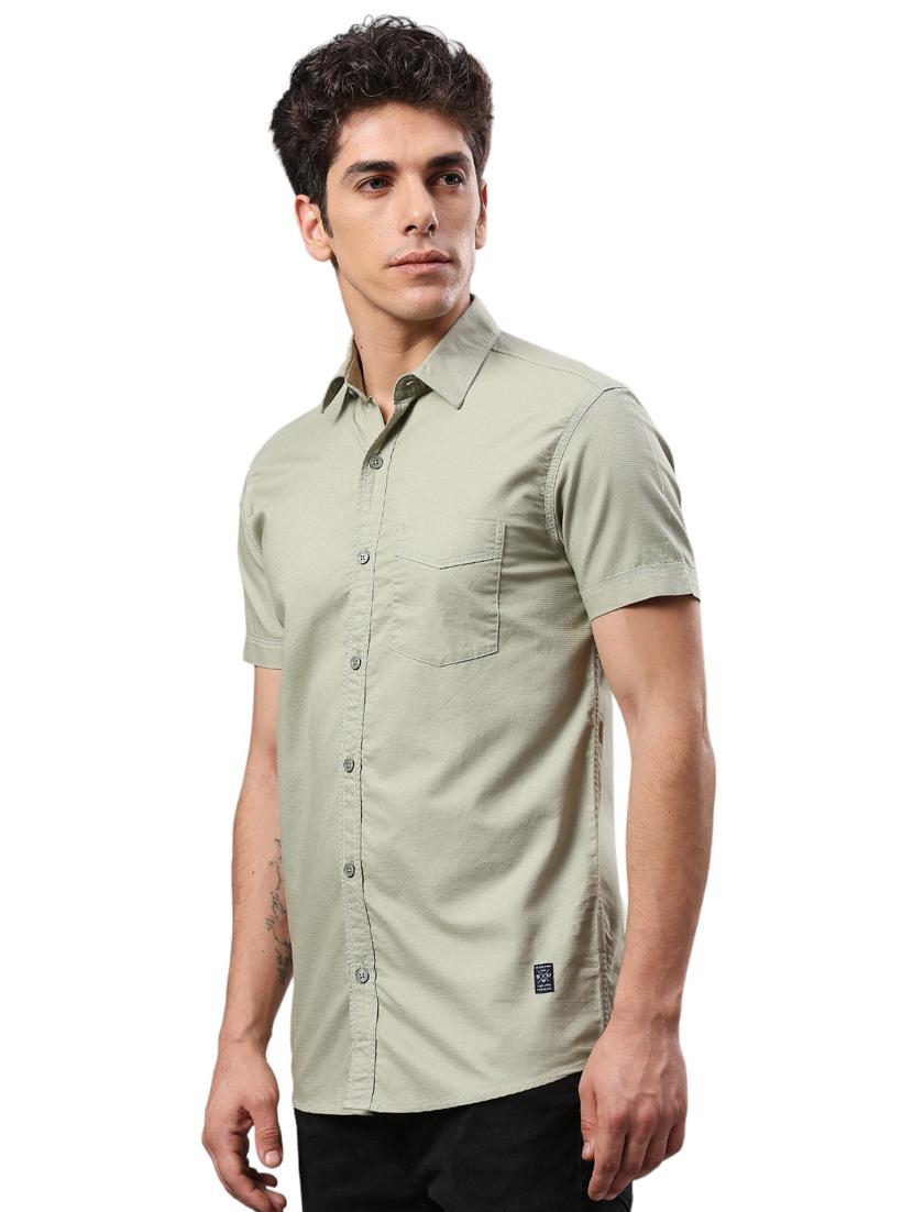 men collared neck short sleeves casual shirt - 21287395 - Standard Image - 2