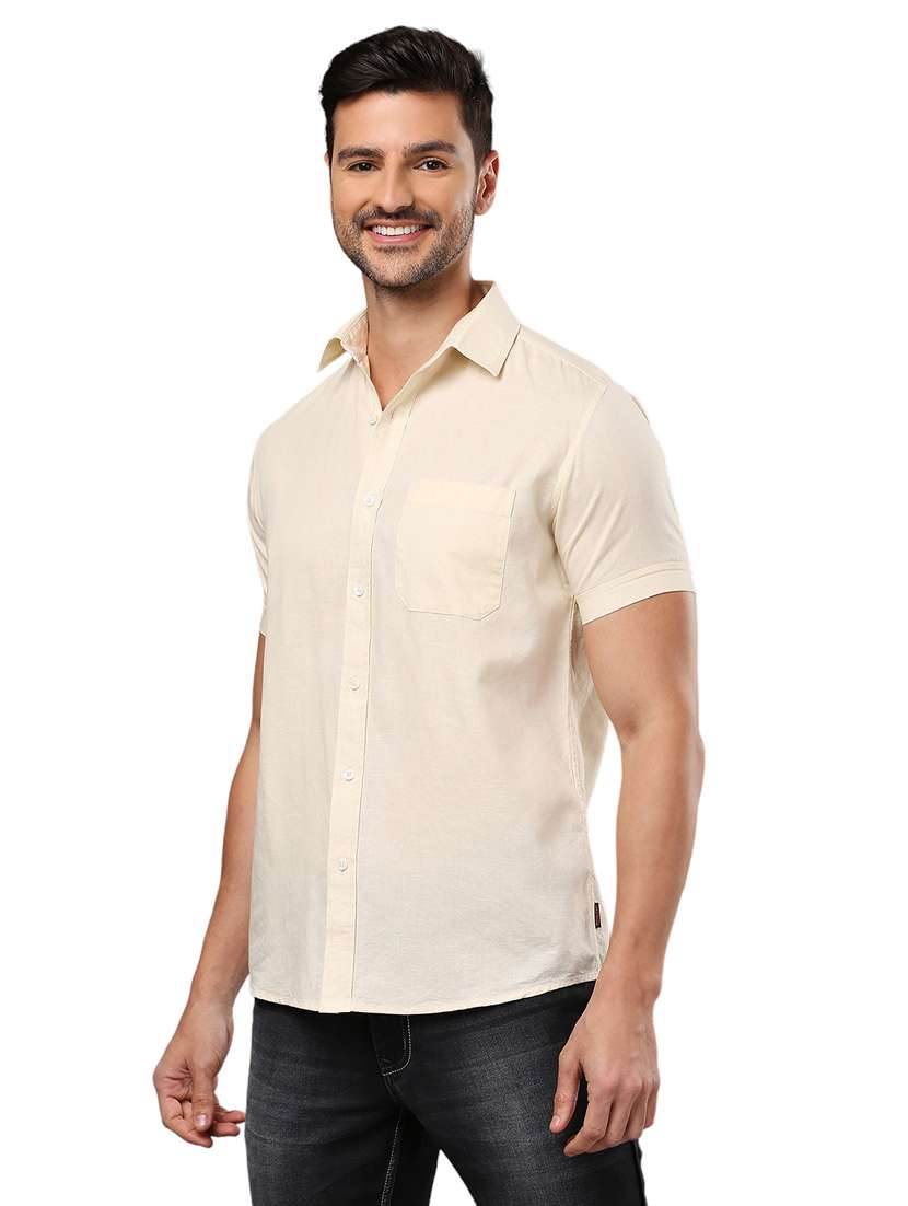 men collared neck short sleeves casual shirt - 21287406 - Standard Image - 2
