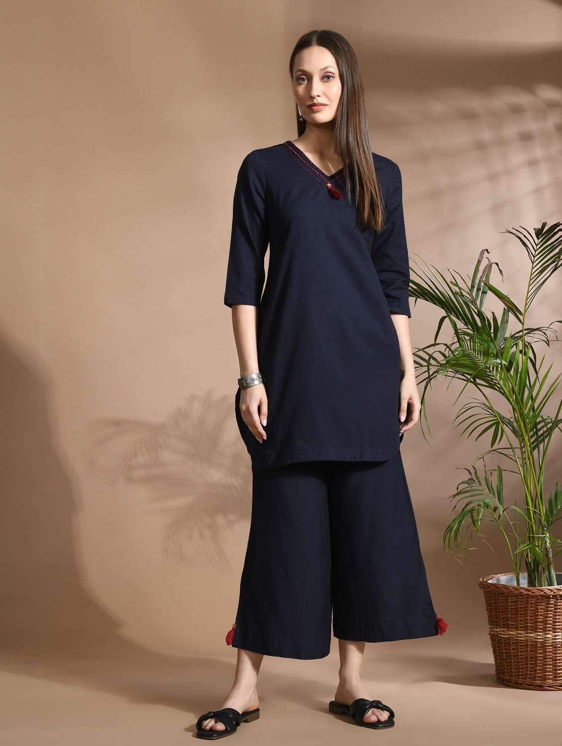 women v neck solids co-ord sets