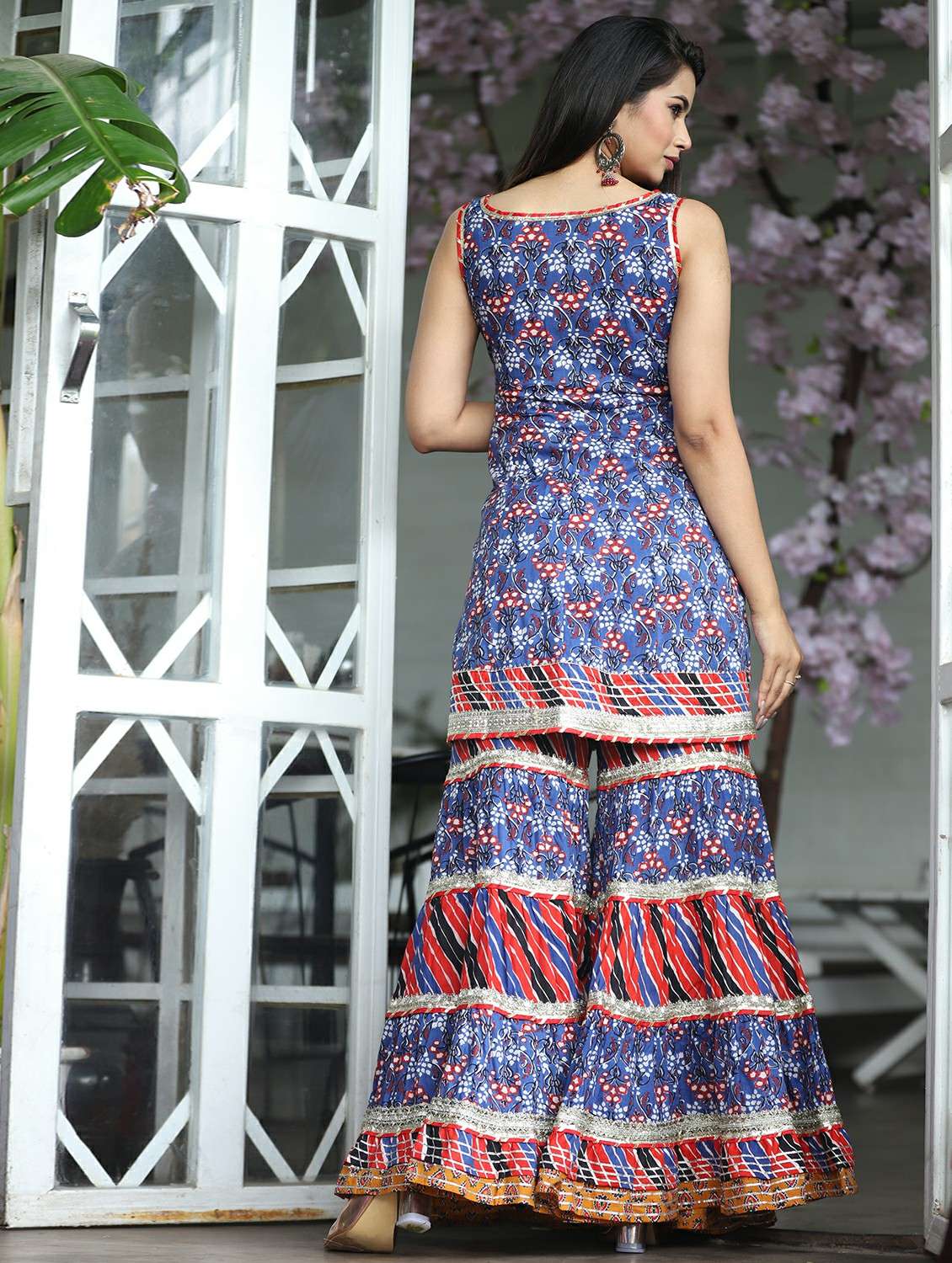 women blue kurta sharara set with dupatta - 21289092 - Standard Image - 2