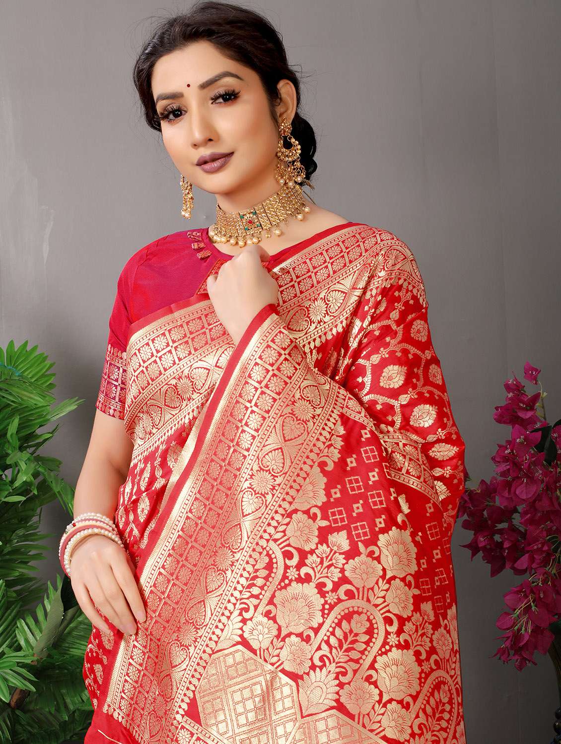 women self design banarasi saree with blouse - 21290117 - Standard Image - 2