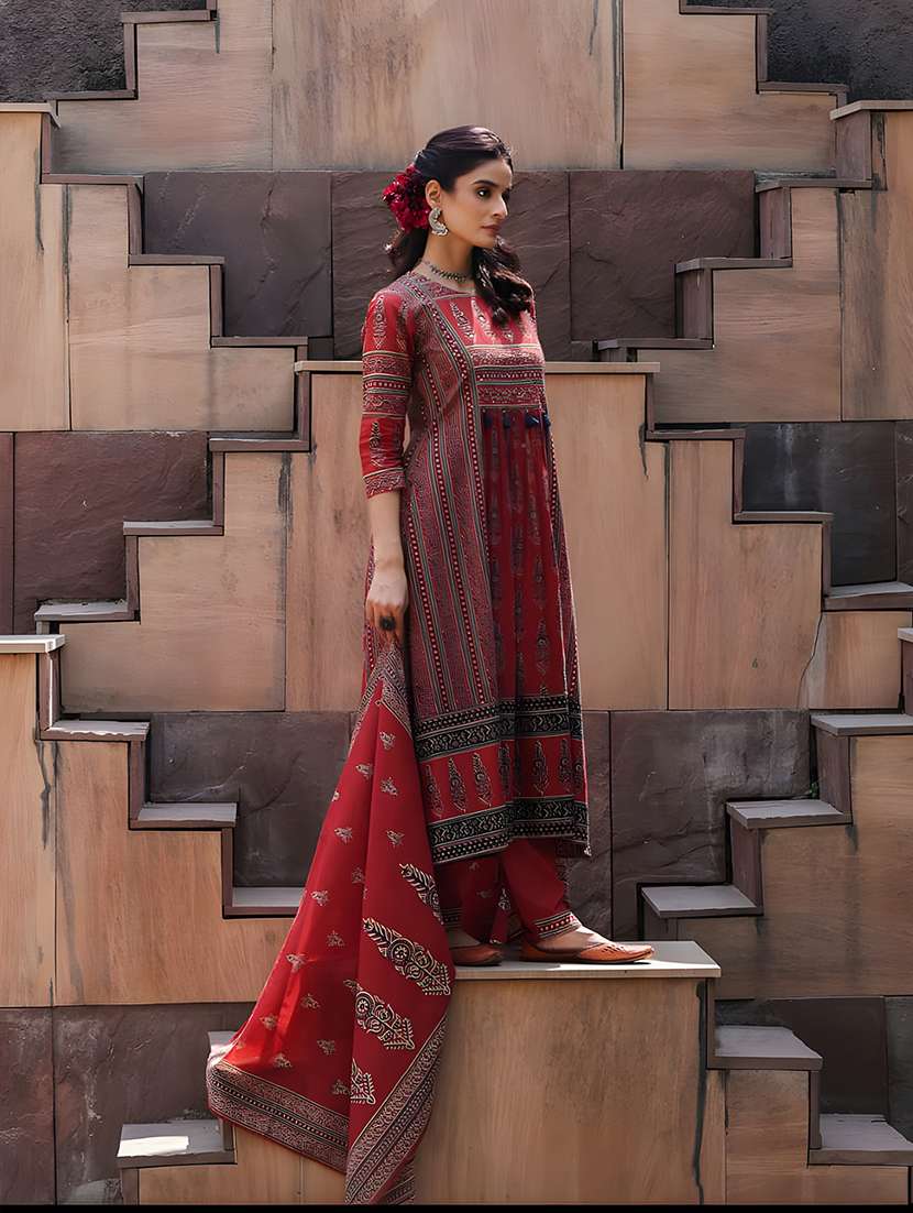 women three quarter sleeve anarkali kurta pant with dupatta set - 21295643 - Standard Image - 2