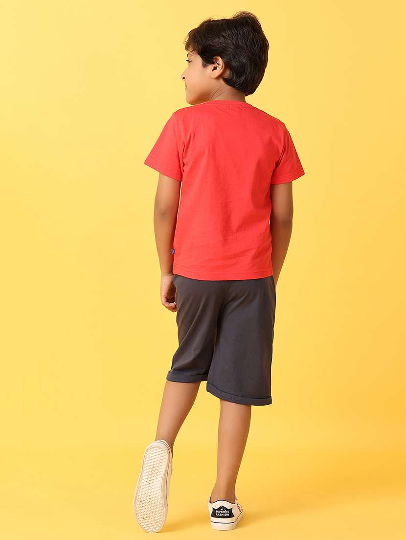 boys printed cotton shorts  twin set - 21296931 -  Standard Image - 2