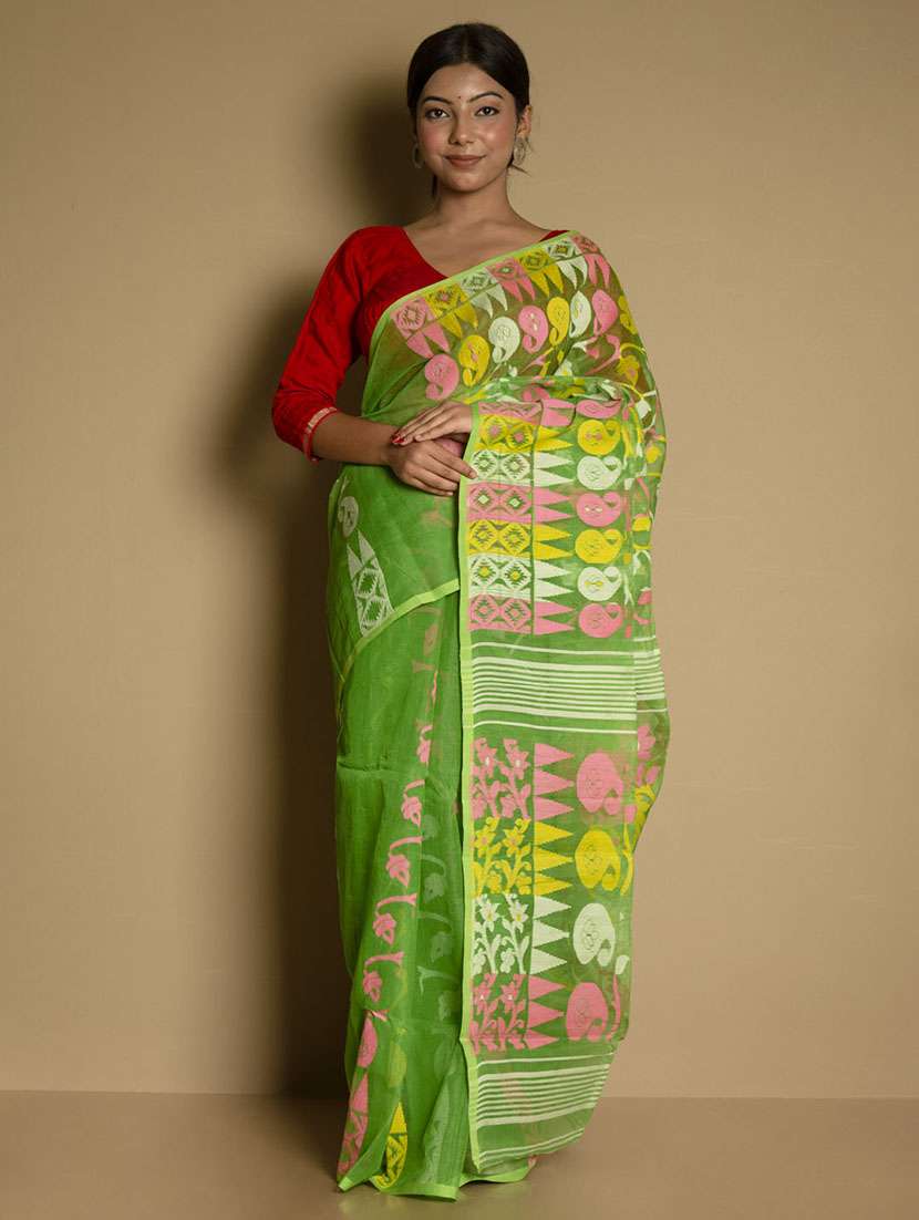 women self design jamdani saree with blouse