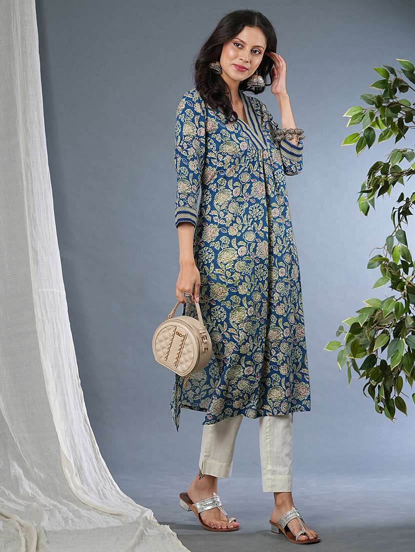 globus women blue allover floral print v-neck straight kurta