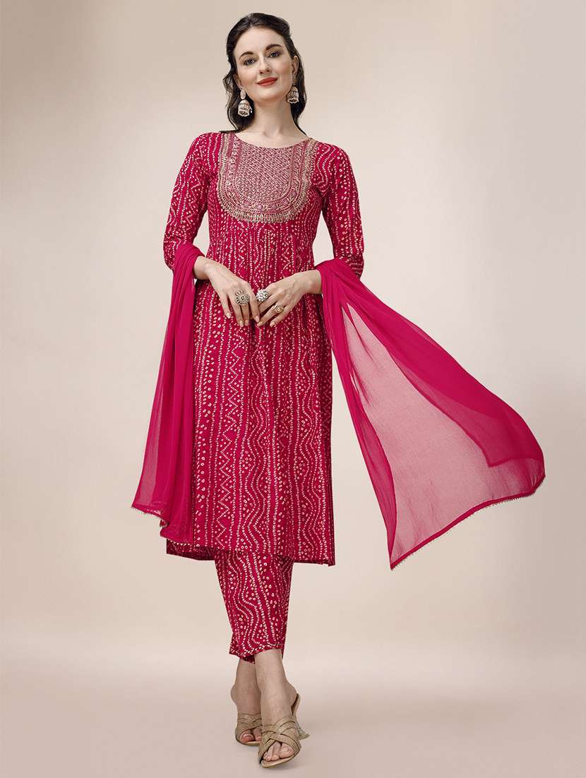 women kurta pant set with dupatta