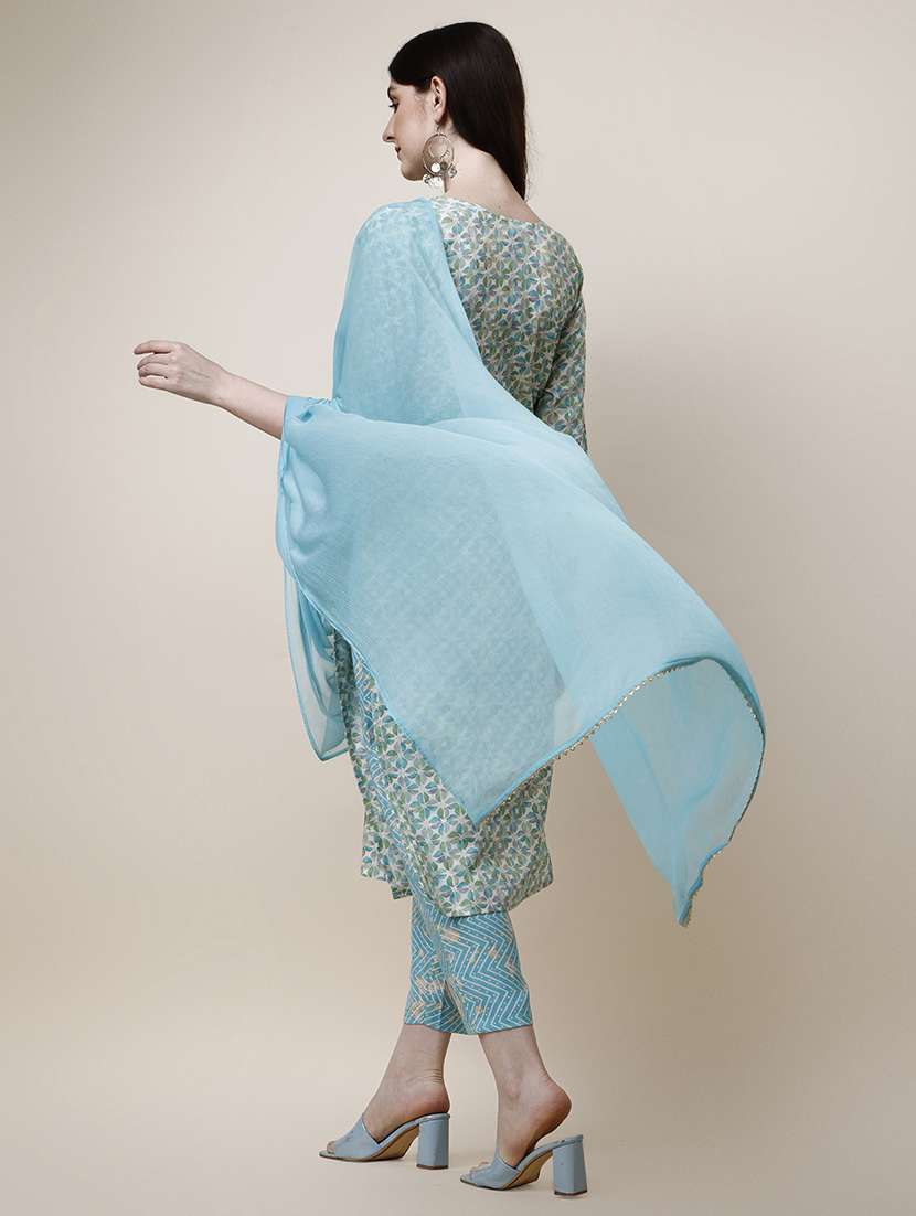 women white kurta dupatta set - 21308992 - Standard Image - 2