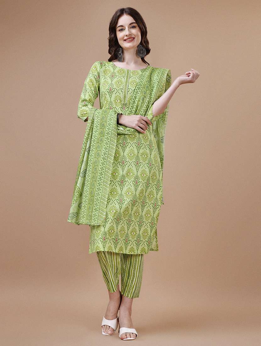 women three quarter sleeve kurta pant with dupatta set