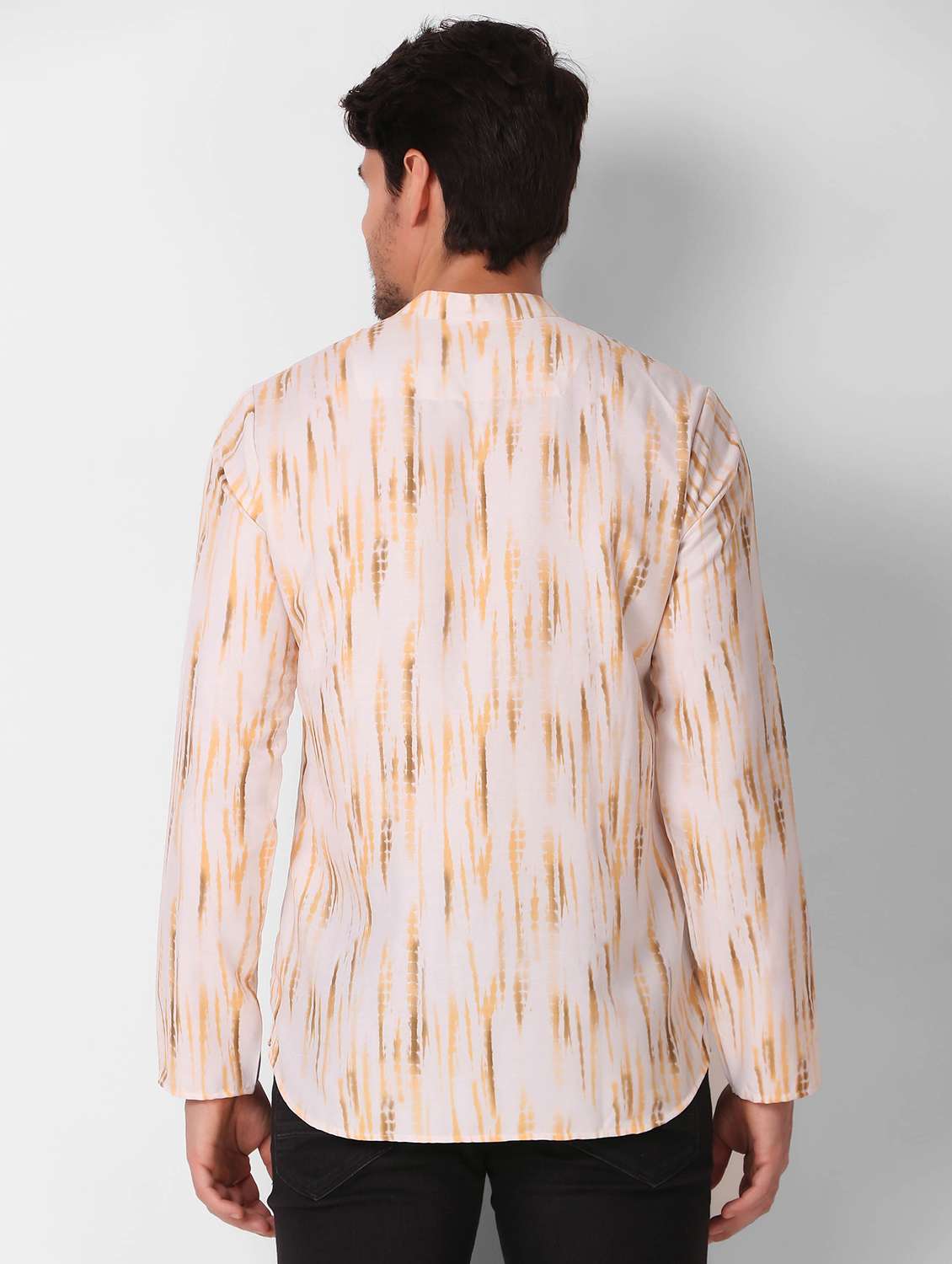 men printed mandrain neck short kurta - 21313749 - Standard Image - 2