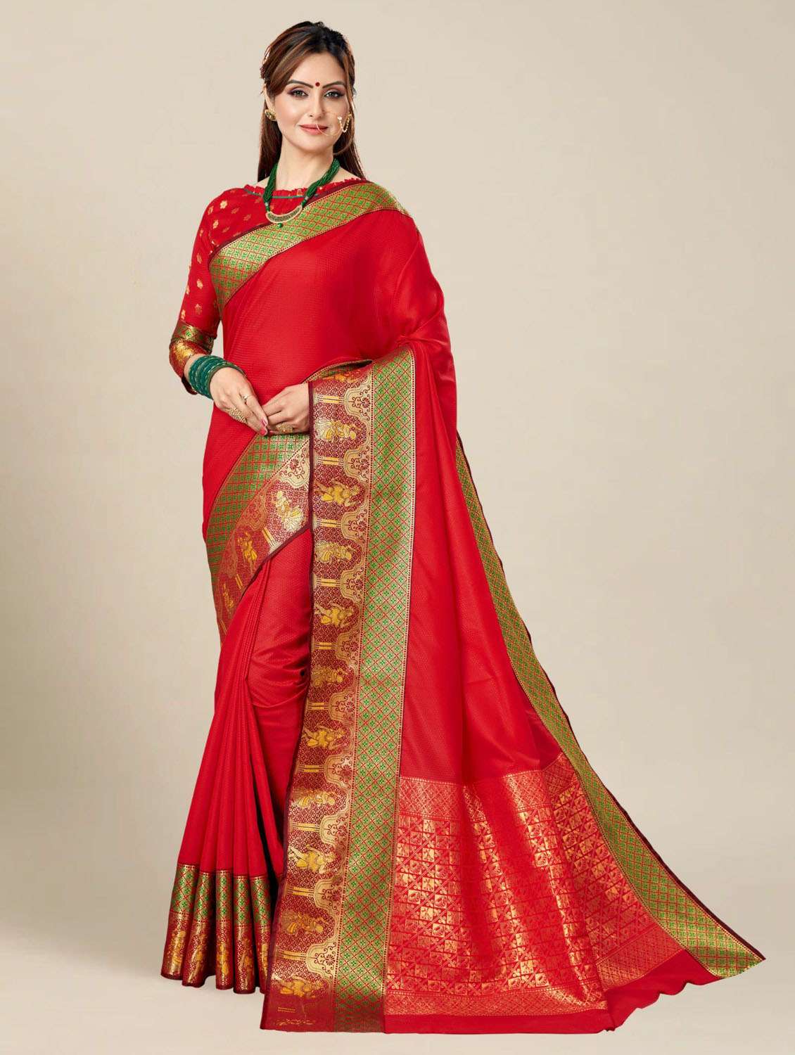 women solid with bordered saree with blouse