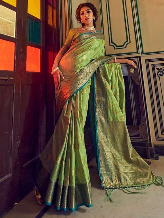 women zari work banarasi saree with blouse