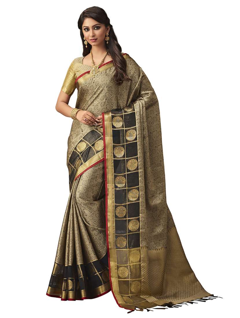 women self design kanjivaram saree with blouse
