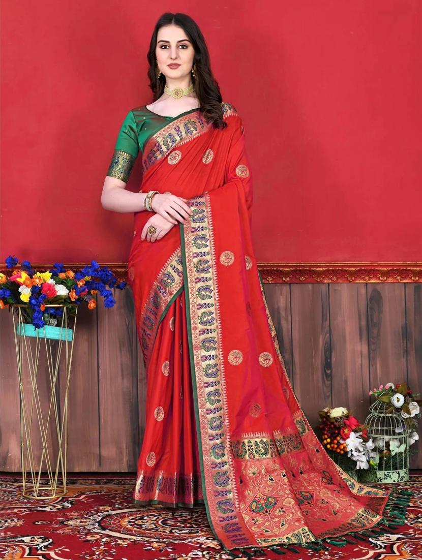 women self design paithani saree with blouse - 21318372 - Zoom Image - 0