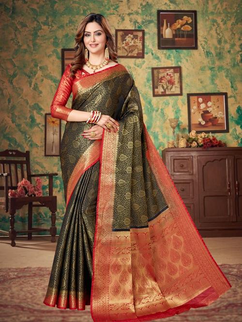 women black banarasi saree with blouse - 21318388 - Standard Image - 0