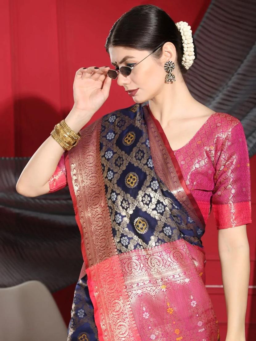 navy blue self design patola saree with blouse - 21318477 - Standard Image - 2