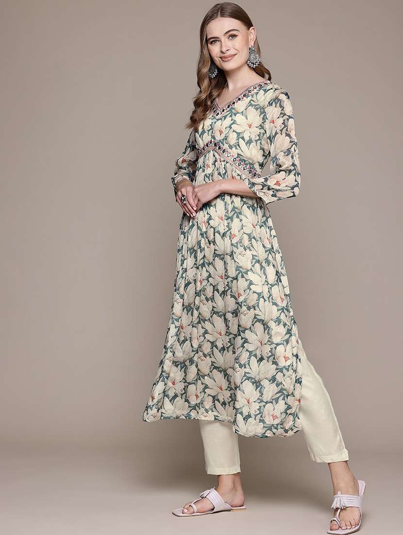 women three quarter sleeve kurta pant with dupatta set - 21320669 - Standard Image - 2