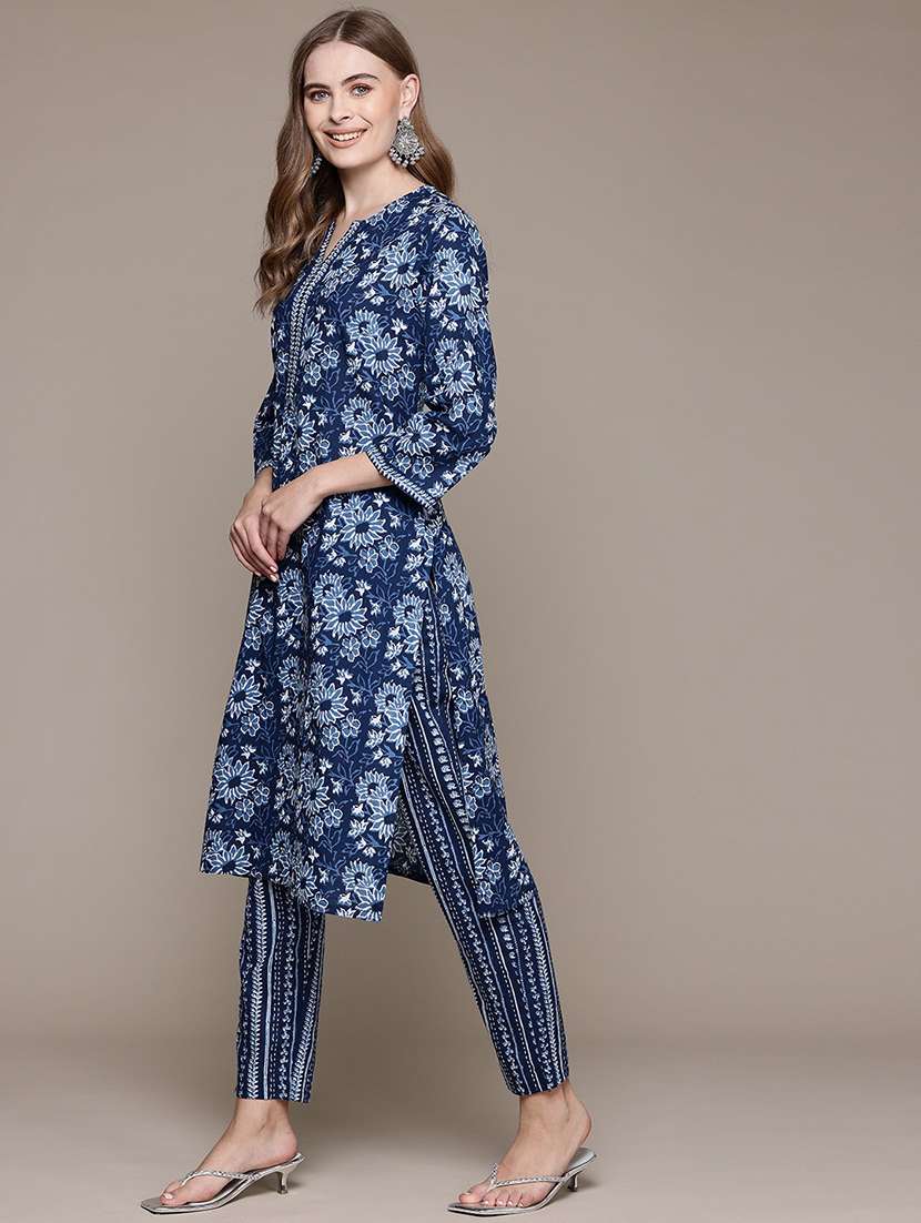 women floral printed notch neck kurta pant set - 21320696 -  Standard Image - 2