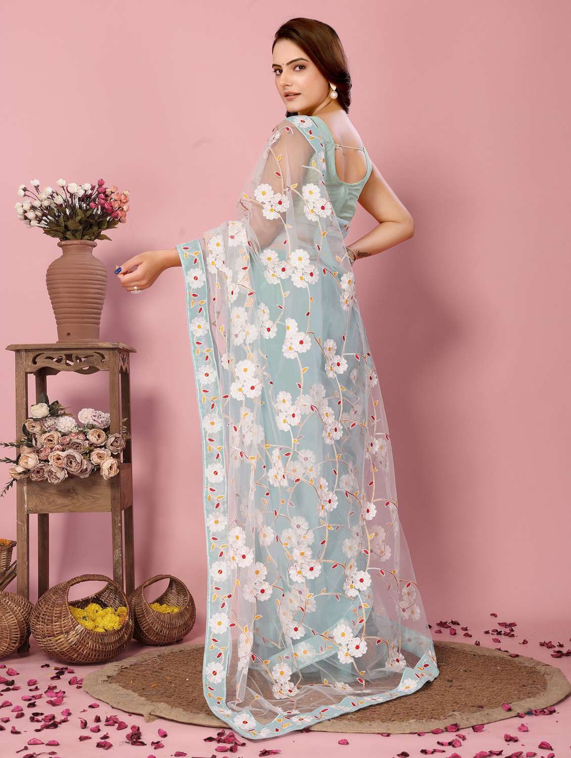 women light blue embroidered saree with blouse - 21320756 -  Standard Image - 2
