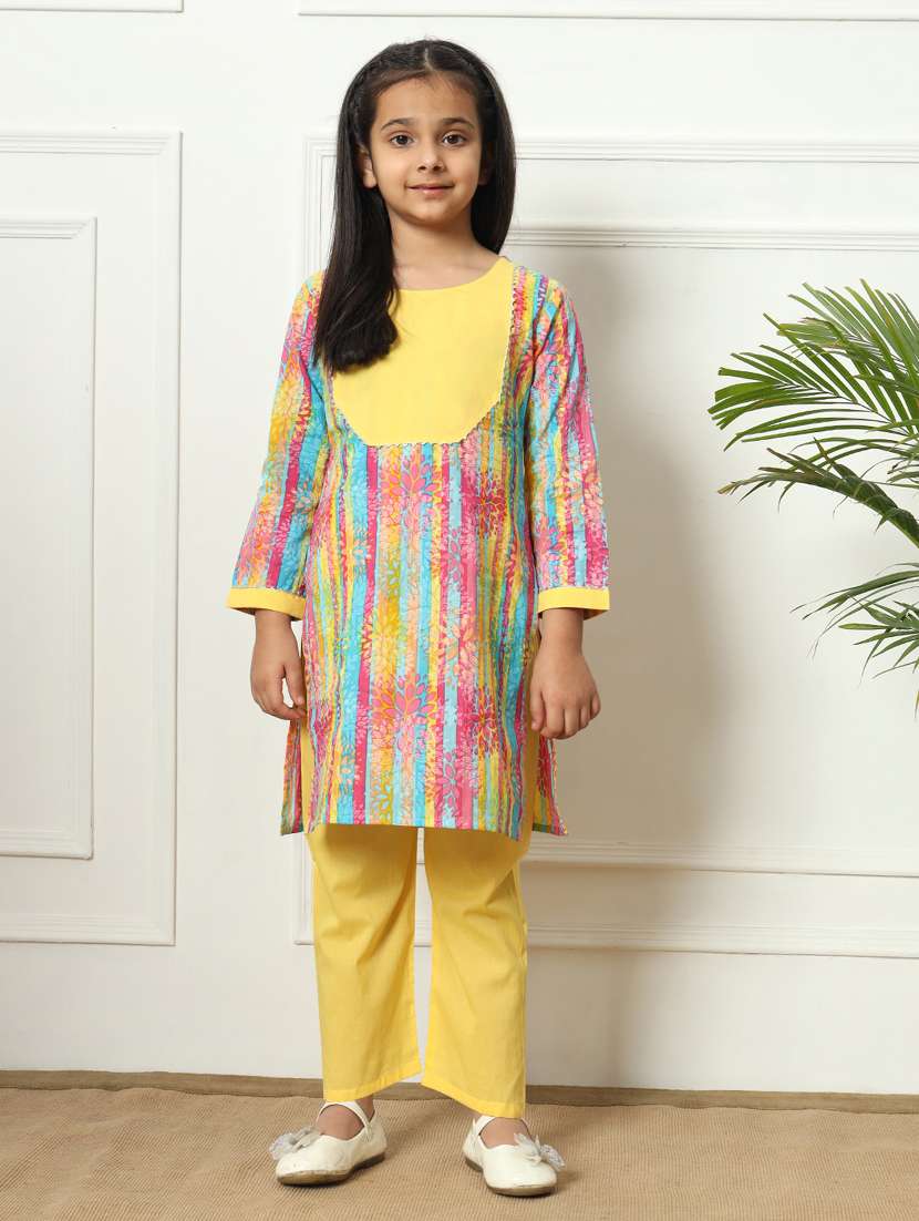girls round neck kurta pant set