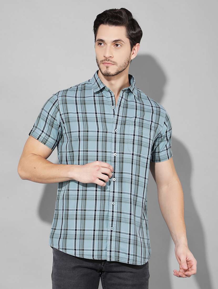 men checkered collared short sleeves casual shirt