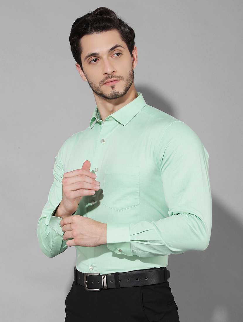 men solid spread collar long sleeves formal shirt - 21331738 - Standard Image - 2