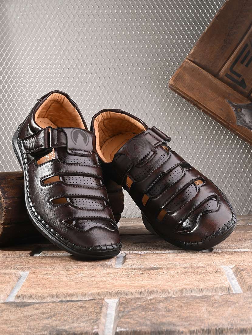 brown leatherette back strap sandals
