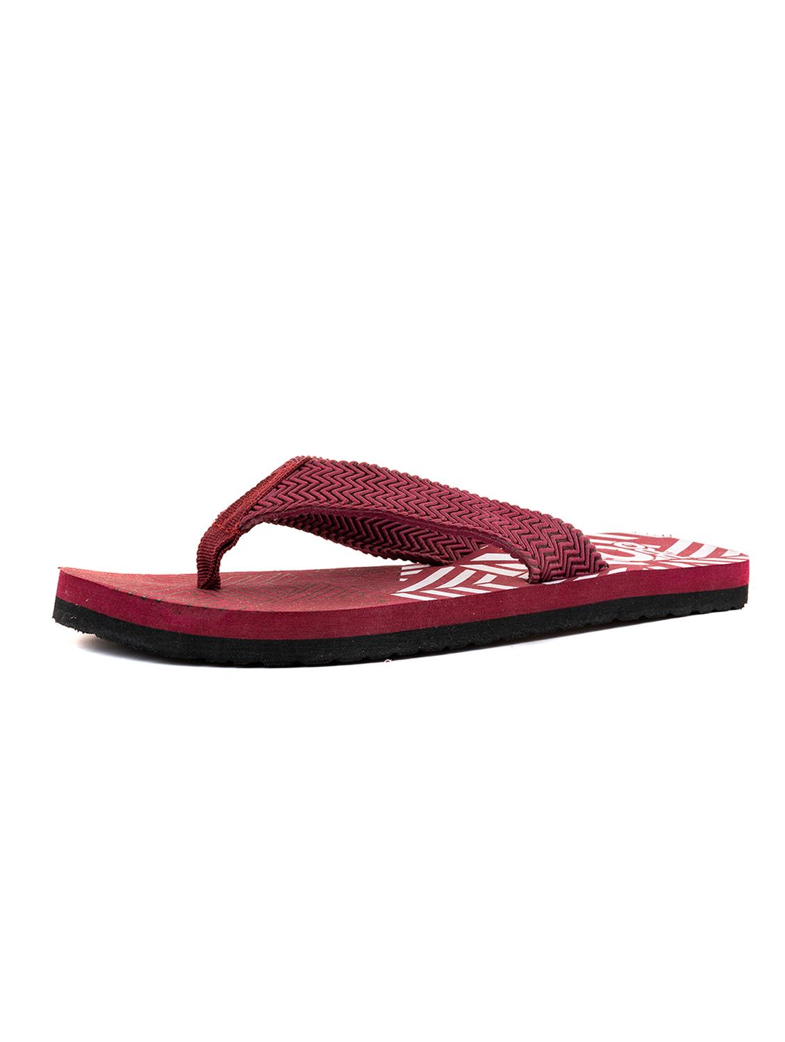 men toe seprator slippers - 21335421 - Standard Image - 2