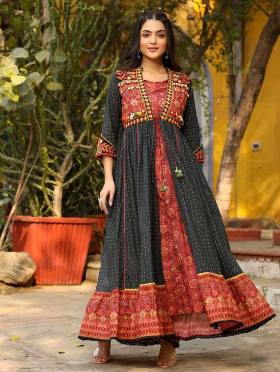 black cotton layered ethnic dress - 21337862 - Standard Image - 2