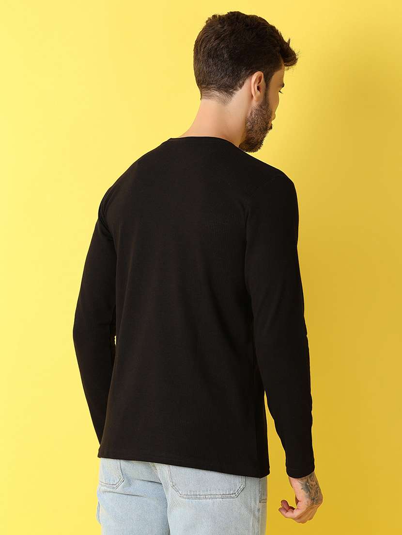 men round neck solid t-shirt - 21341762 - Standard Image - 2