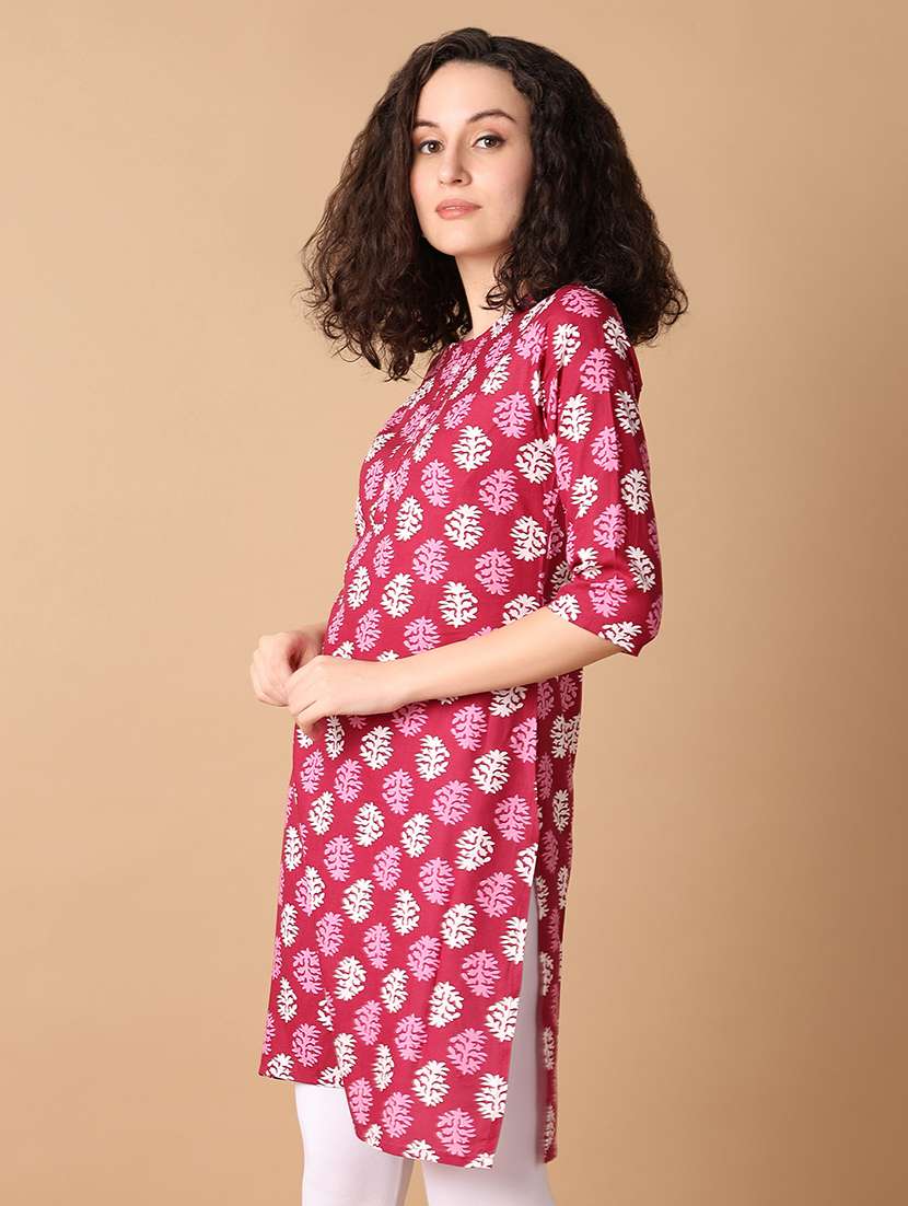 women three quarter sleeve straight kurta - 21341777 -  Standard Image - 2