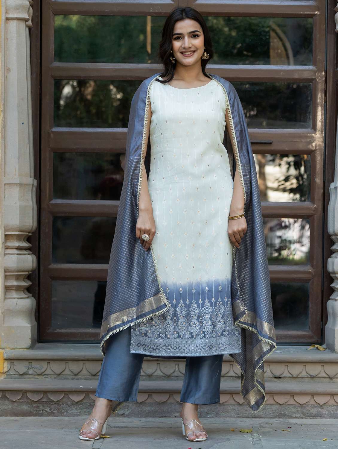 women white round neck kurta dupatta set