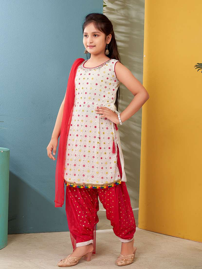 girls embroidered suit set with dupatta - 21349125 -  Standard Image - 2