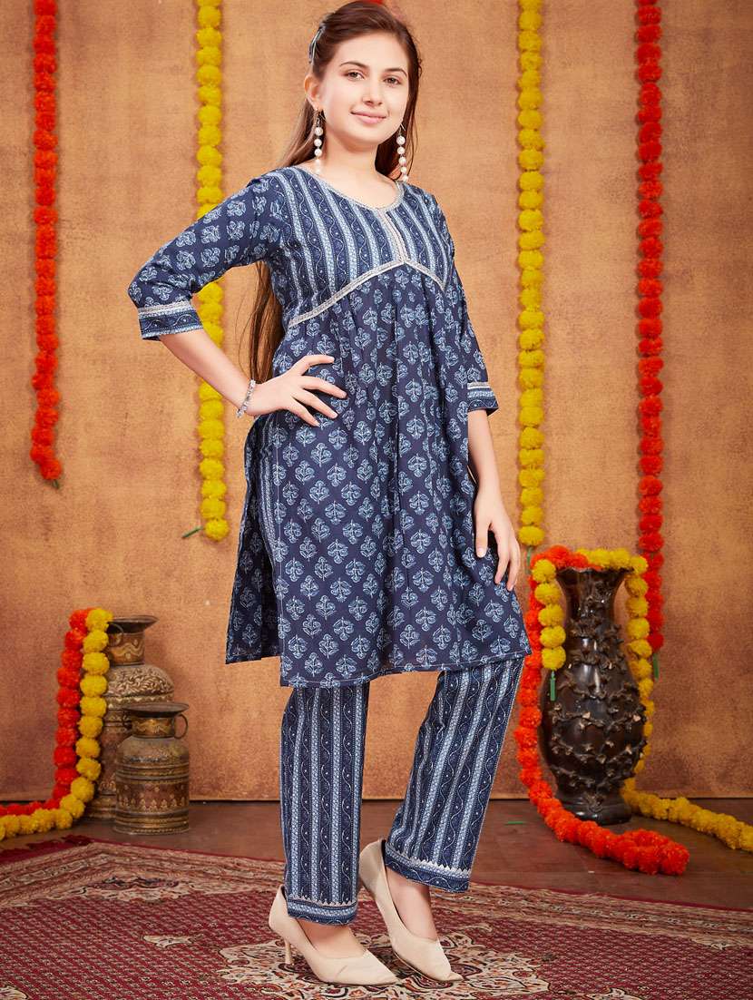girls top and bottom ethnic wear sets - 21349134 -  Standard Image - 2