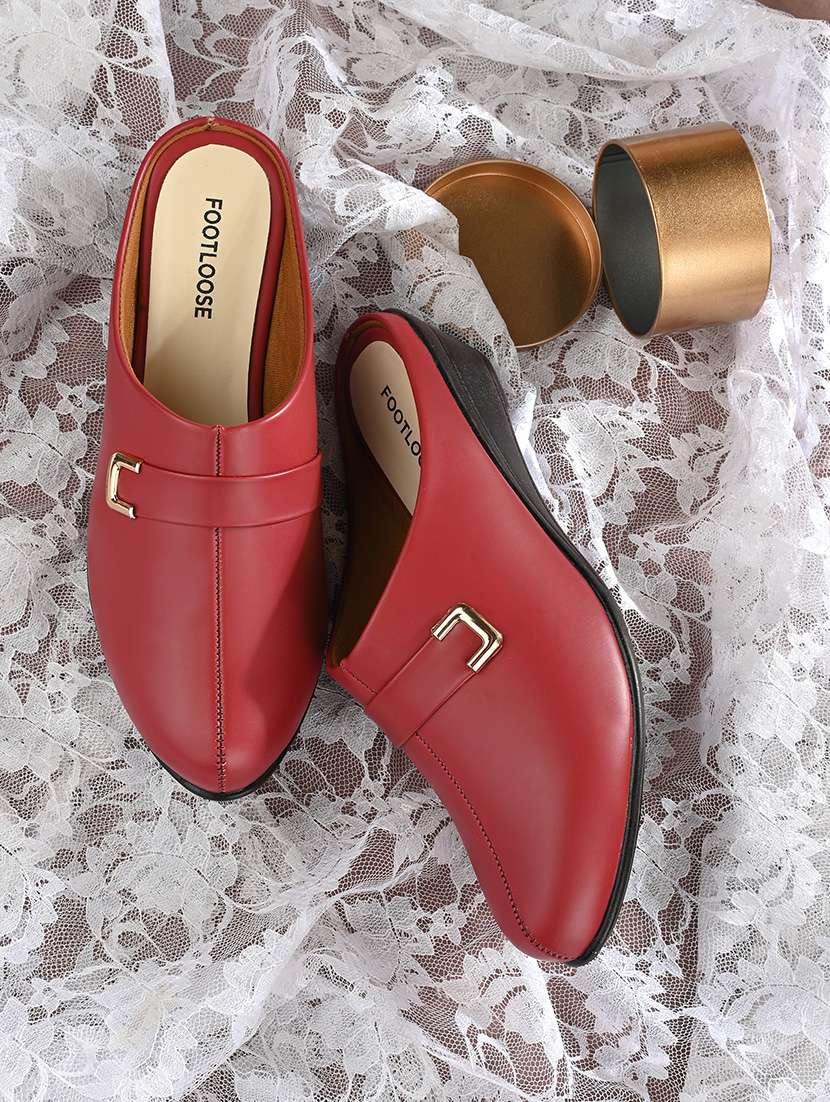 women solid slip on mule