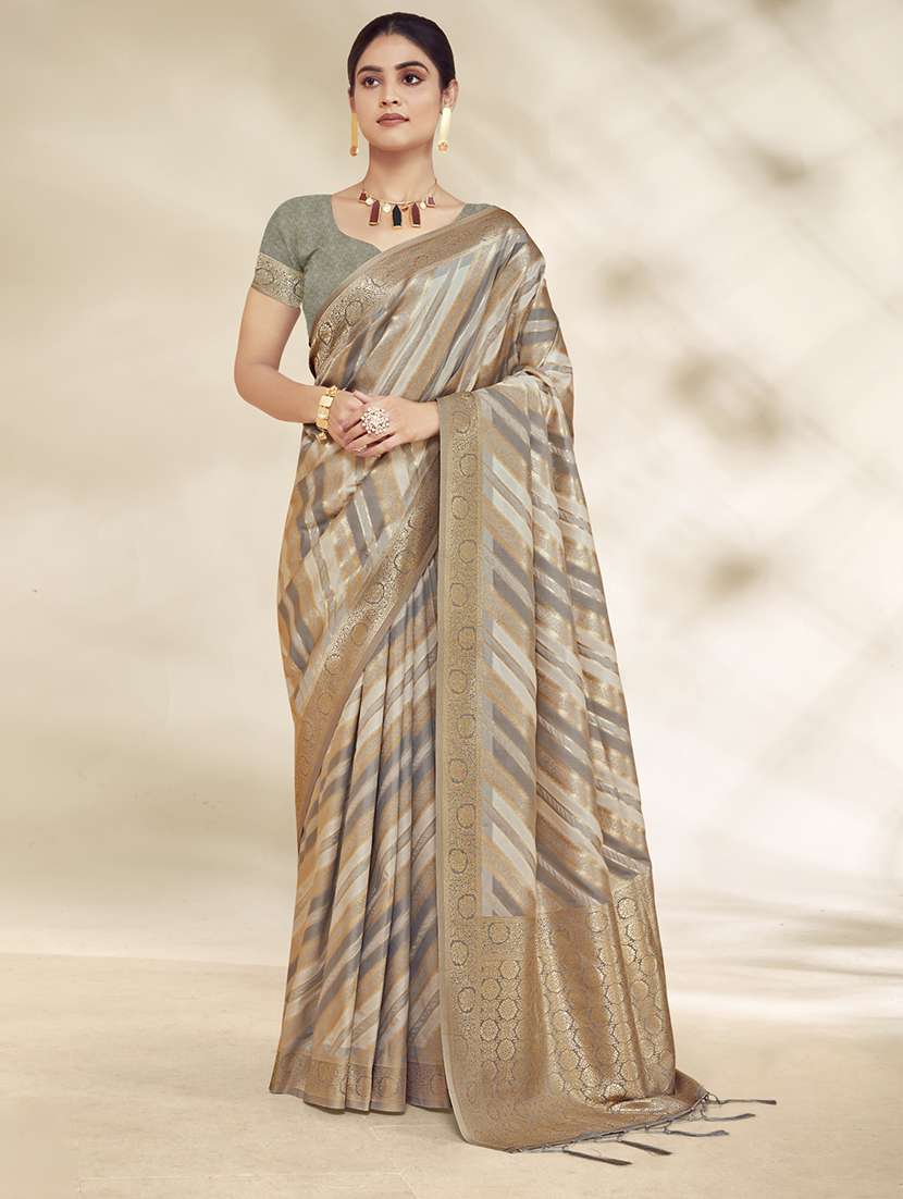 women self design banarasi saree with blouse